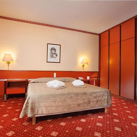Hotel Savoia Thermae & Spa (Adults Only) Abano Terme Buitenkant foto
