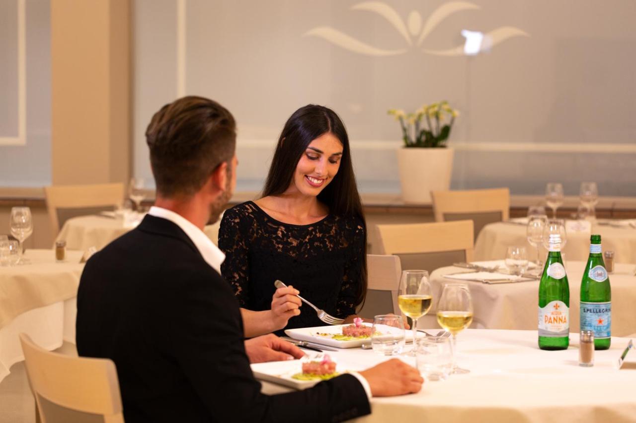 Hotel Savoia Thermae & Spa (Adults Only) Abano Terme Buitenkant foto